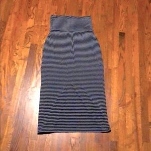Gap Maxi Skirt Small Navy/Grey Striped